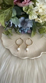 עגילי נתיב לבן