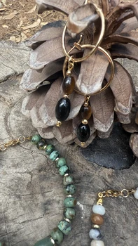 עגילי עיני הטבע