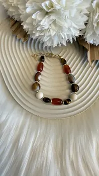 צמיד אדמת הסתיו