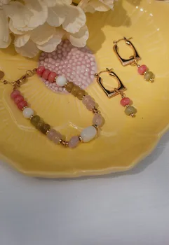 עגילי ורד